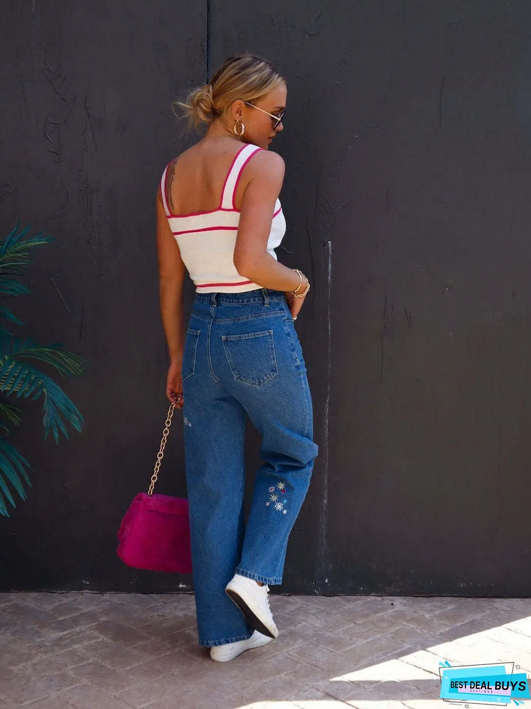 Embroidered Straight Jeans with Pockets
