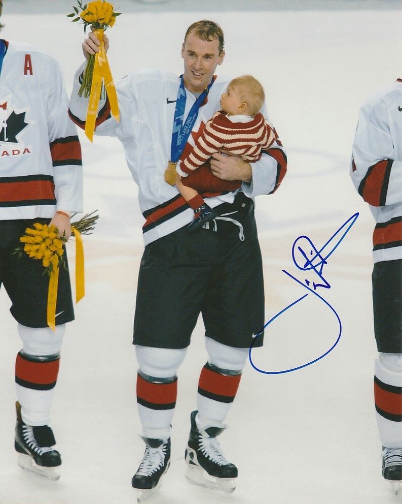 JOE NIEUWENDYK SIGNED 2002 TEAM CANADA HOCKEY GOLD 8x10 Photo Poster painting! HHOF Autograph