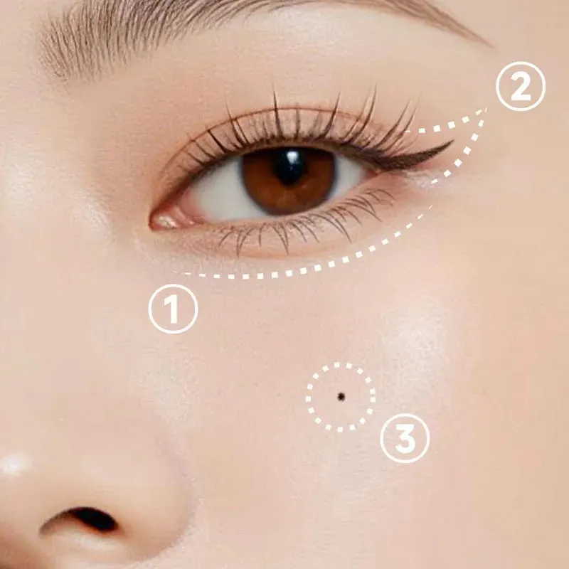 Fine natural-looking lower eyelash stamp details