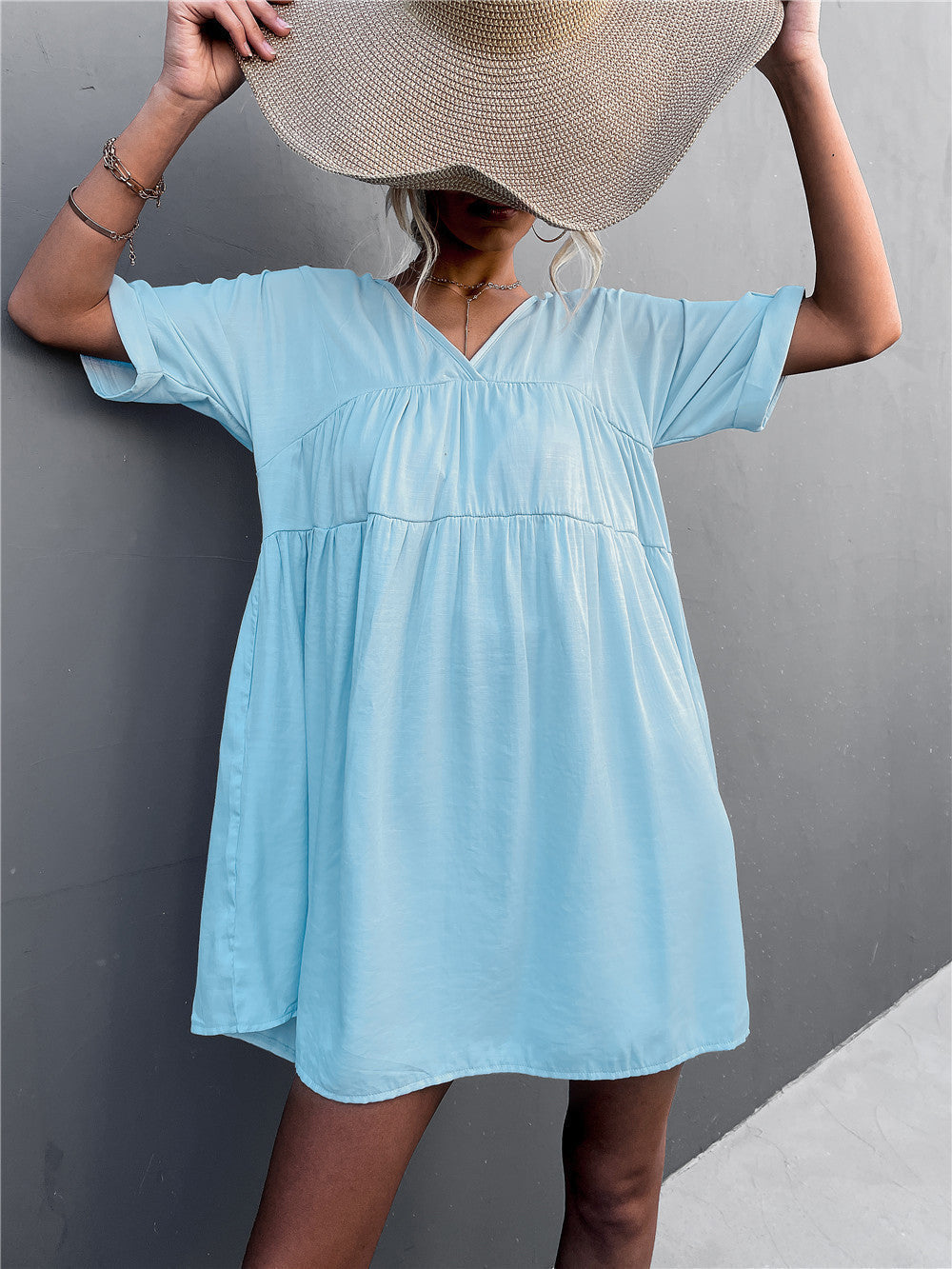 Women  Short Sleeve V-neck Mini Dress With Pockets