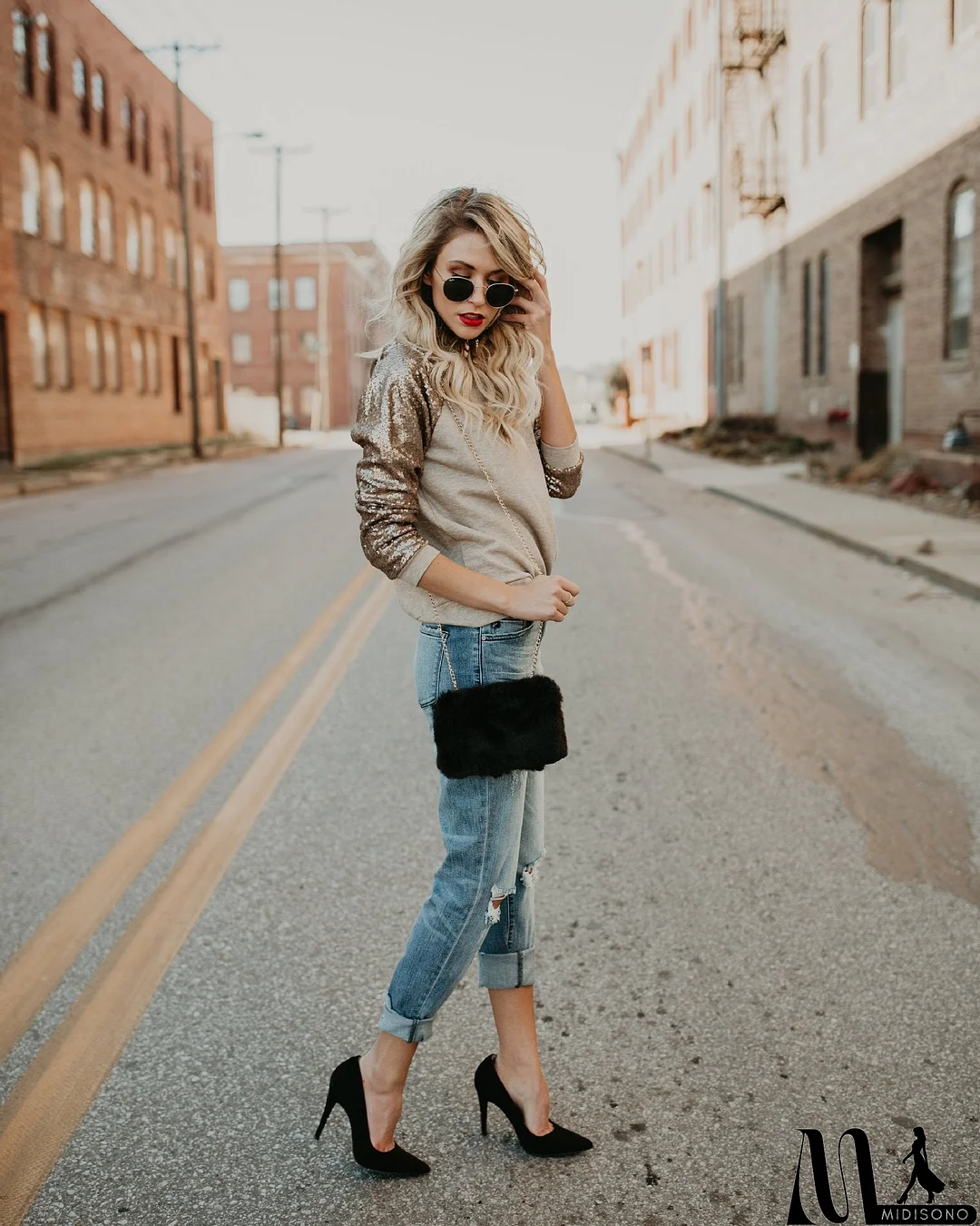 MidiSono - Fashion Round Neck Sequined Long-Sleeved T-Shirt