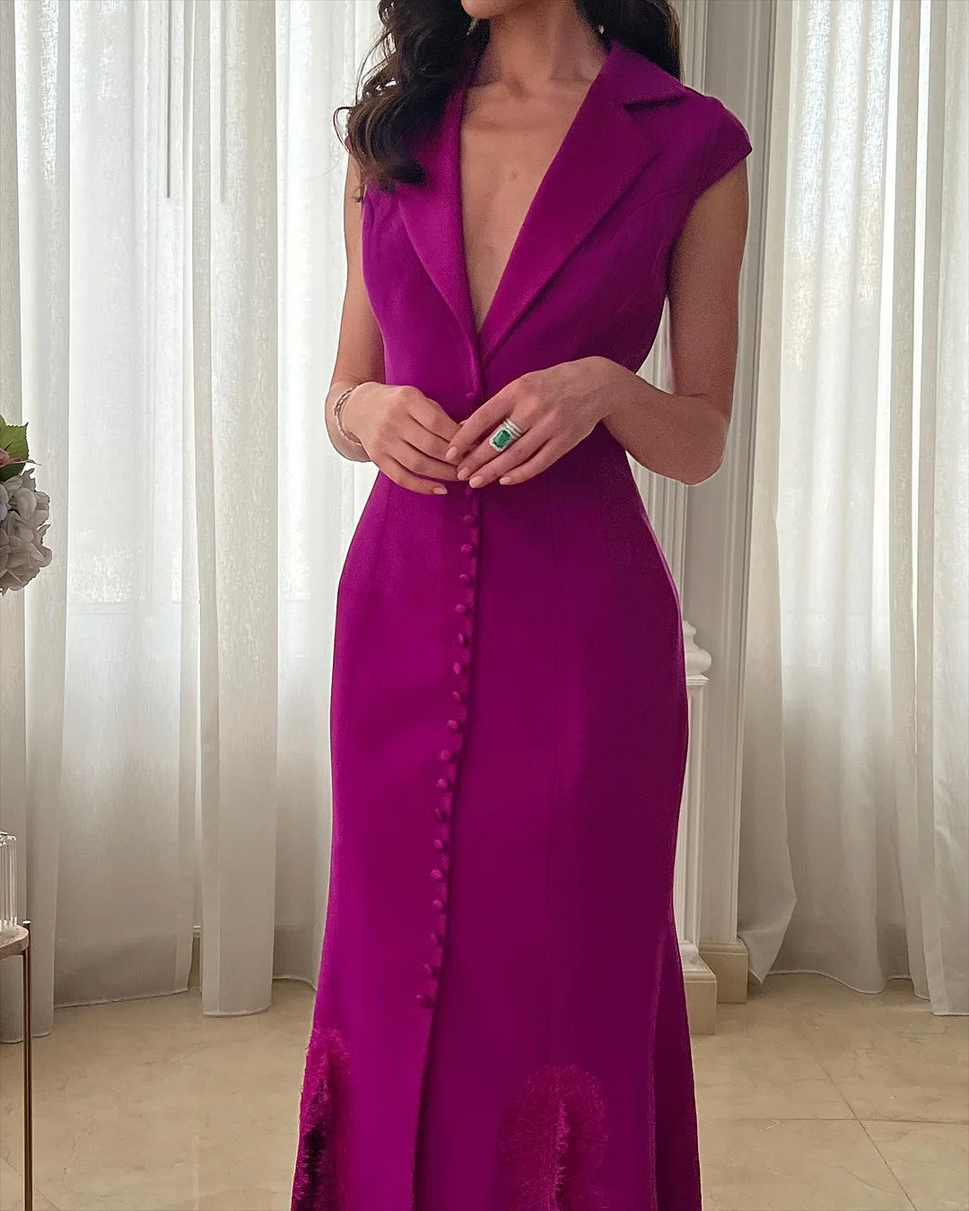 Women's Lapel Sleeveless Lace Dress