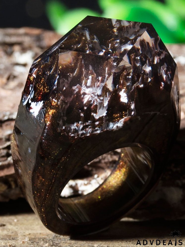 Glow In The Dark Flower Detail Chunky Ring