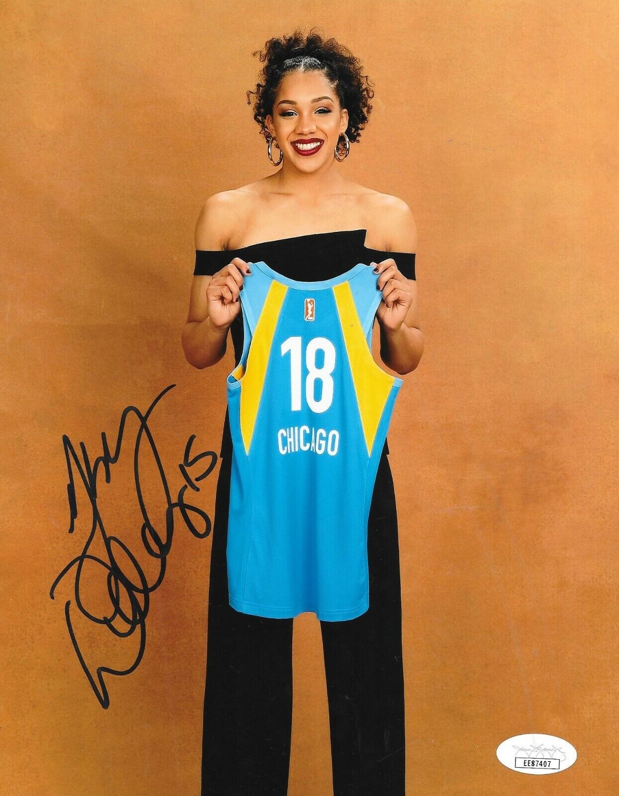 Gabby Williams signed Chicago Sky 8x10 Photo Poster painting autographed UCONN Huskies 6 JSA