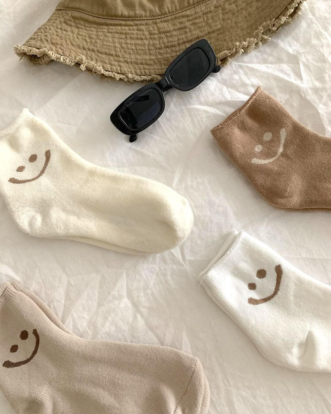 nordic_peace_happy_face_socks_pack