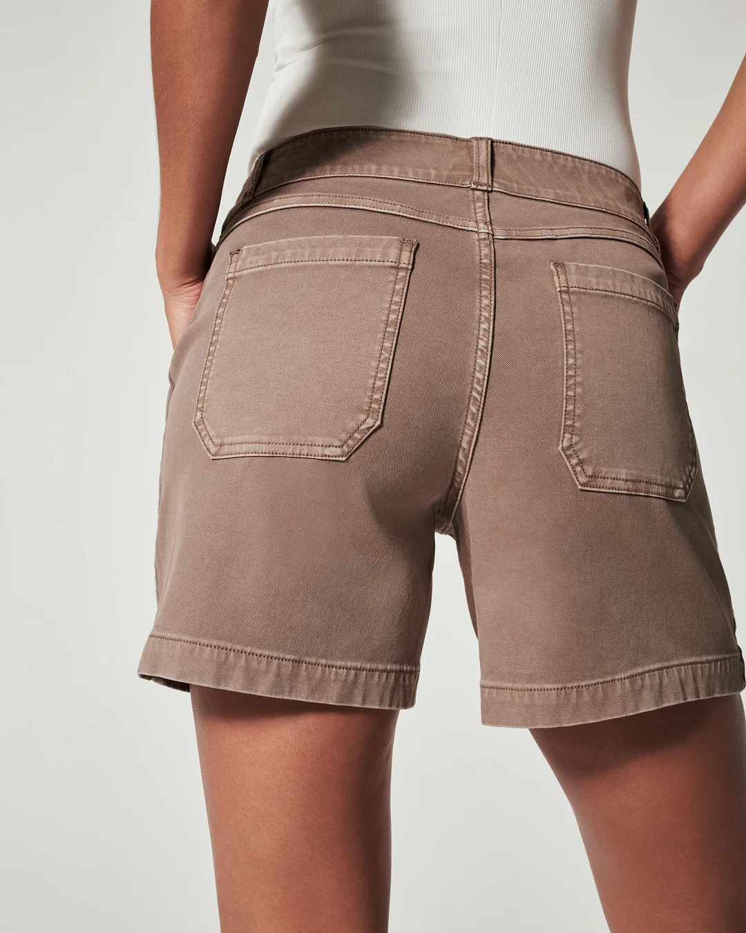 Stretch Twill Shorts, 6"