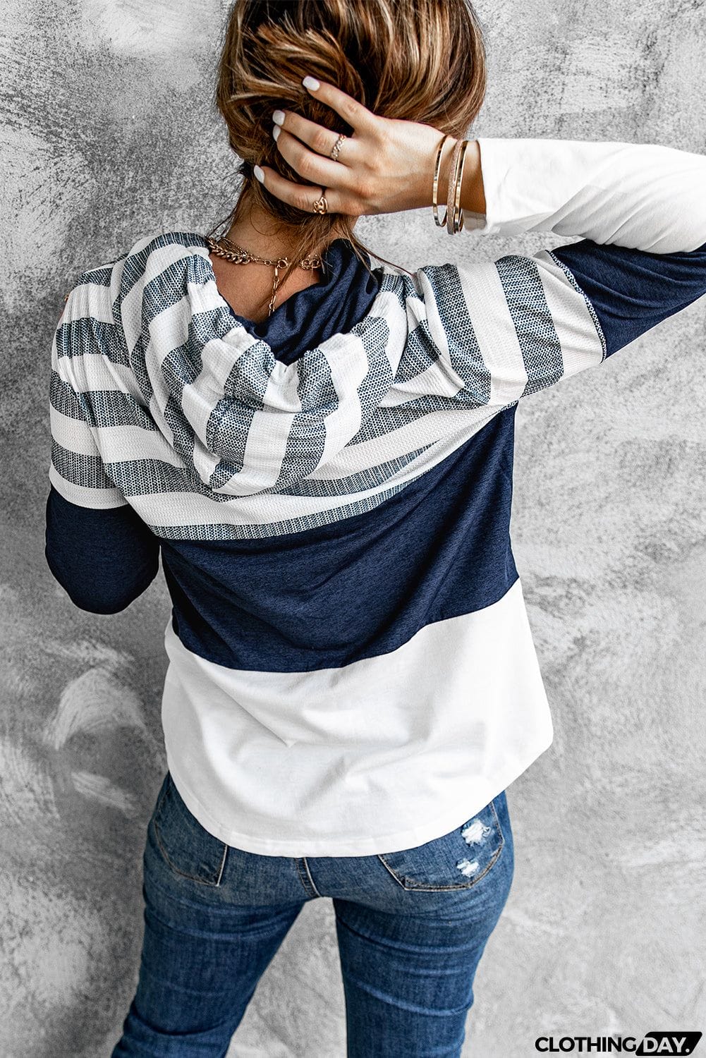 White Color Block Classic Pullover Drawstring Hoodie For Women