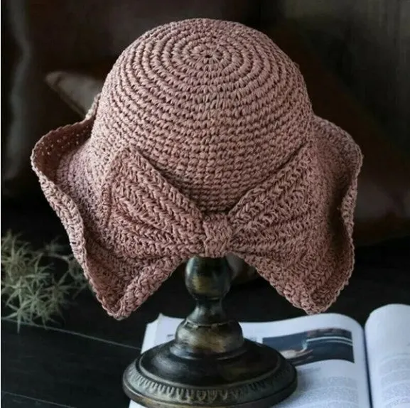Trendy sun hats with a curved brim (1+1 free) &ndash; WaveShade Duo