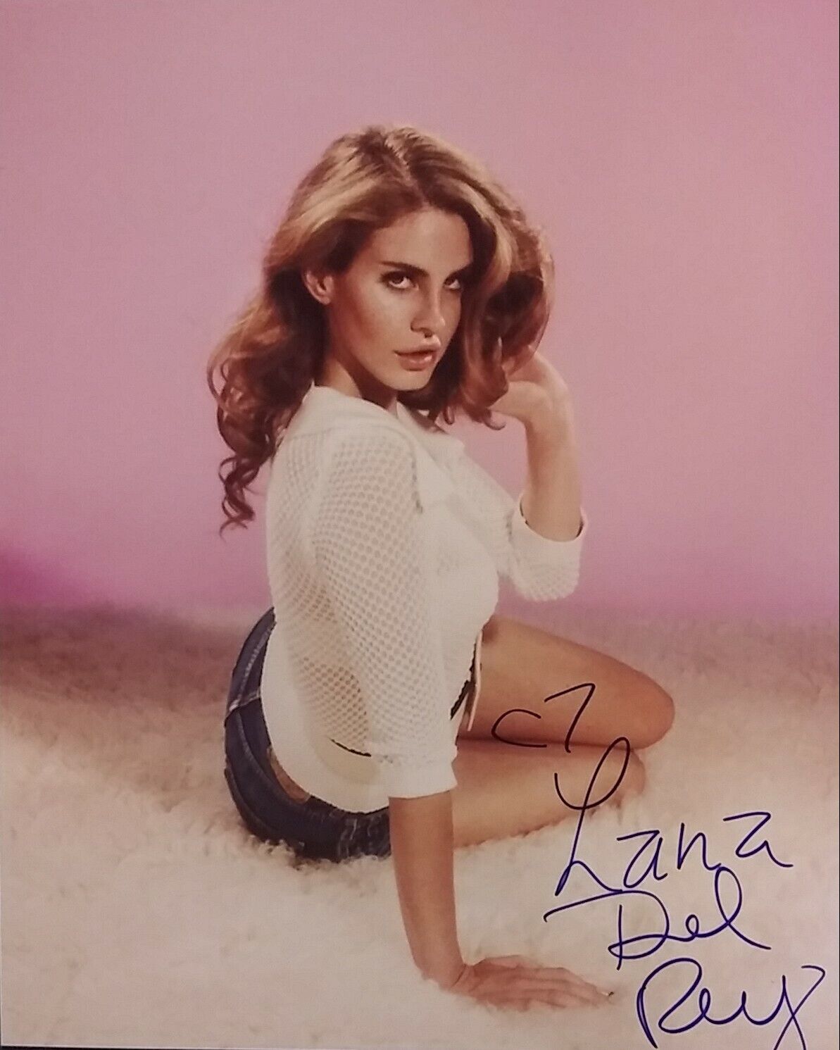 Lana Del Rey signed 8x10