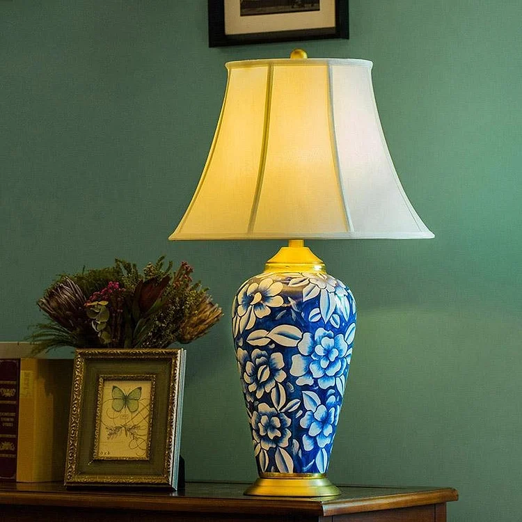 Antique Style 23'' Porcelain Flower Pattern Bedside Table Lamp - Appledas