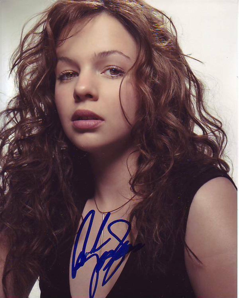 Amber tamblyn signed autographed 8x10 Photo Poster painting