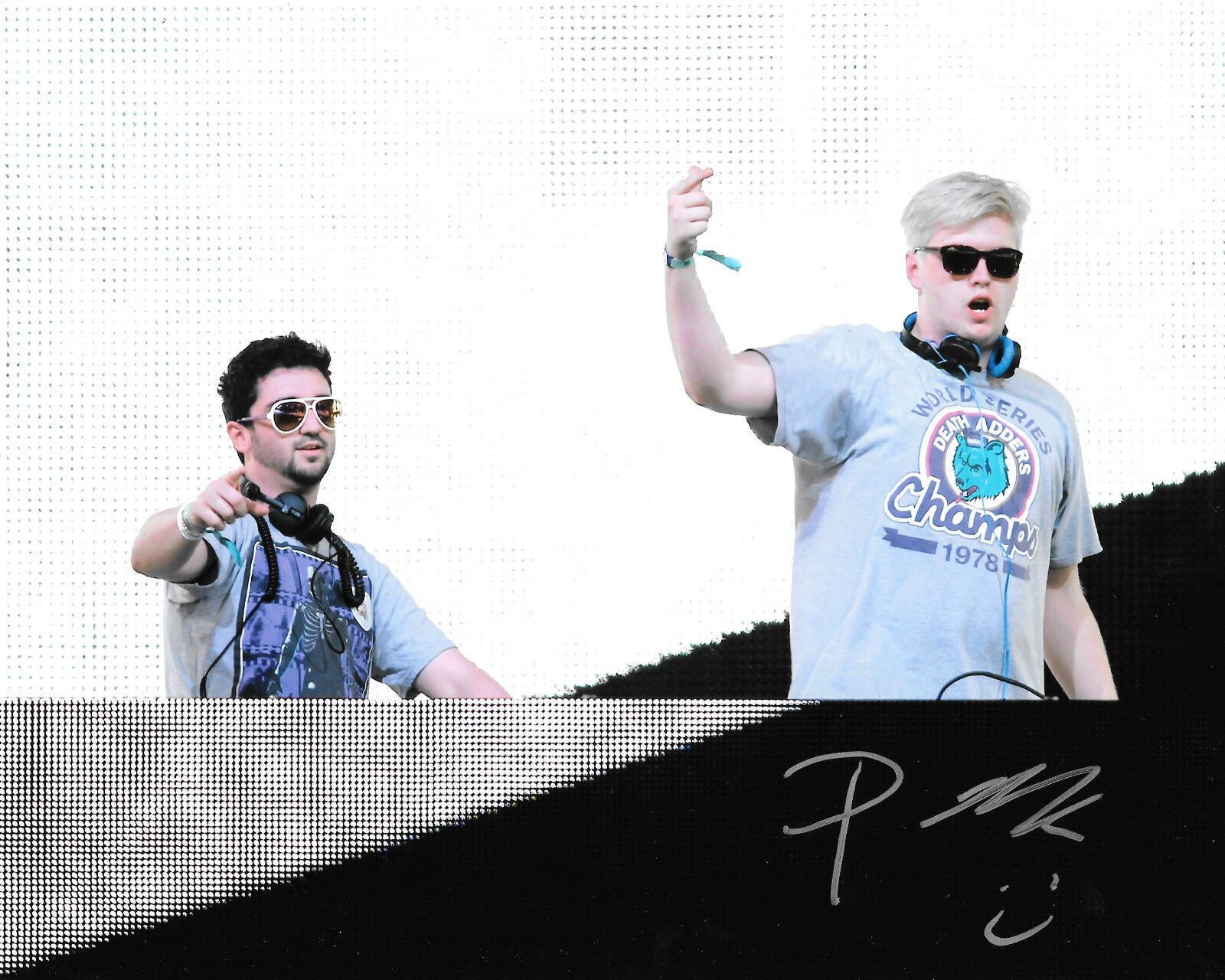 GFA Electro House Musician * DJ FLUX PAVILION * Signed 8x10 Photo Poster painting AD3 PROOF COA