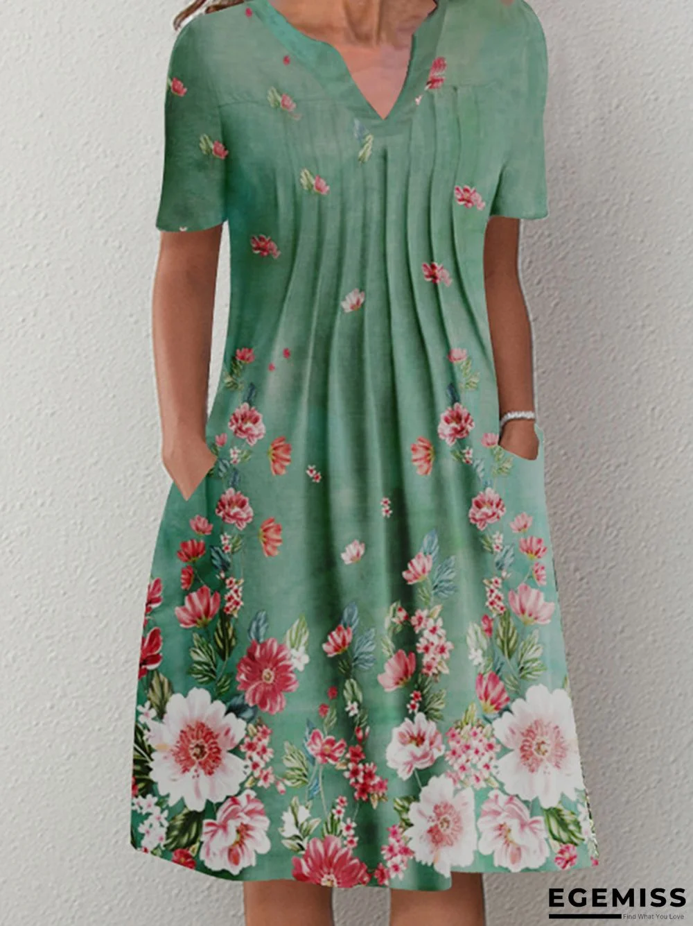 Casual Green Printed Flower V-neck Dress | EGEMISS