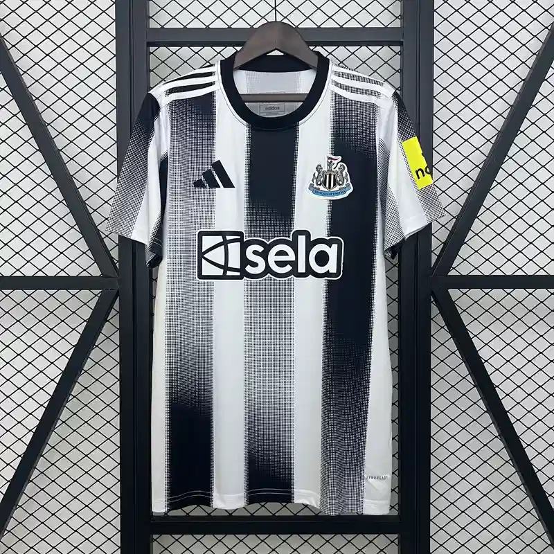 25/26 Newcastle United Soccer Jersey Home