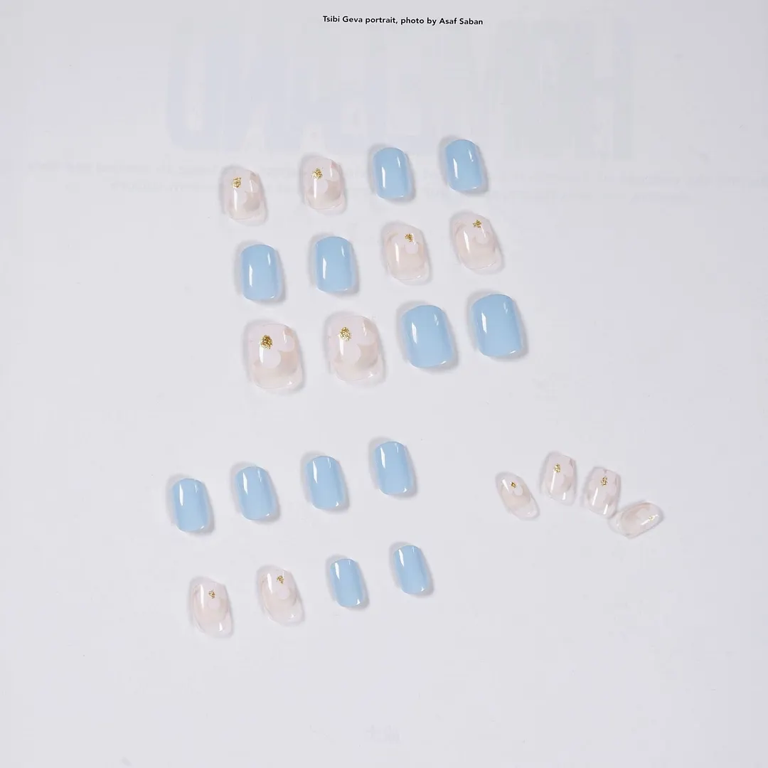 24pcs Blue Flower Short Fake Nails Full cover Fake Nails Glue DIY Manicure Nail Art Tools-Nail Inspo