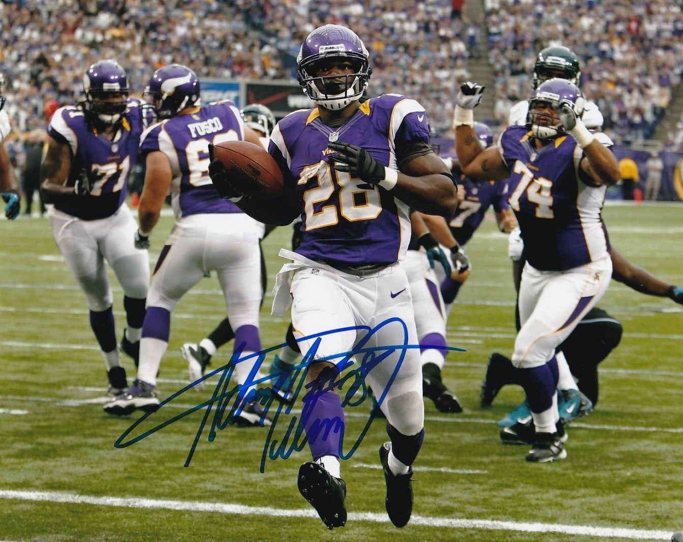 Adrian Peterson Autographed Signed 8x10 Photo Poster painting ( Redskins Vikings ) REPRINT