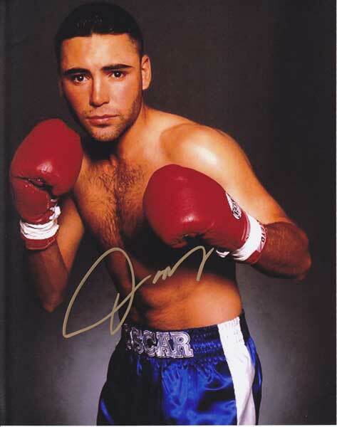 Oscar De La Hoya Signed - Autographed Boxing 8x10 inch Photo Poster painting - Golden Boy + COA