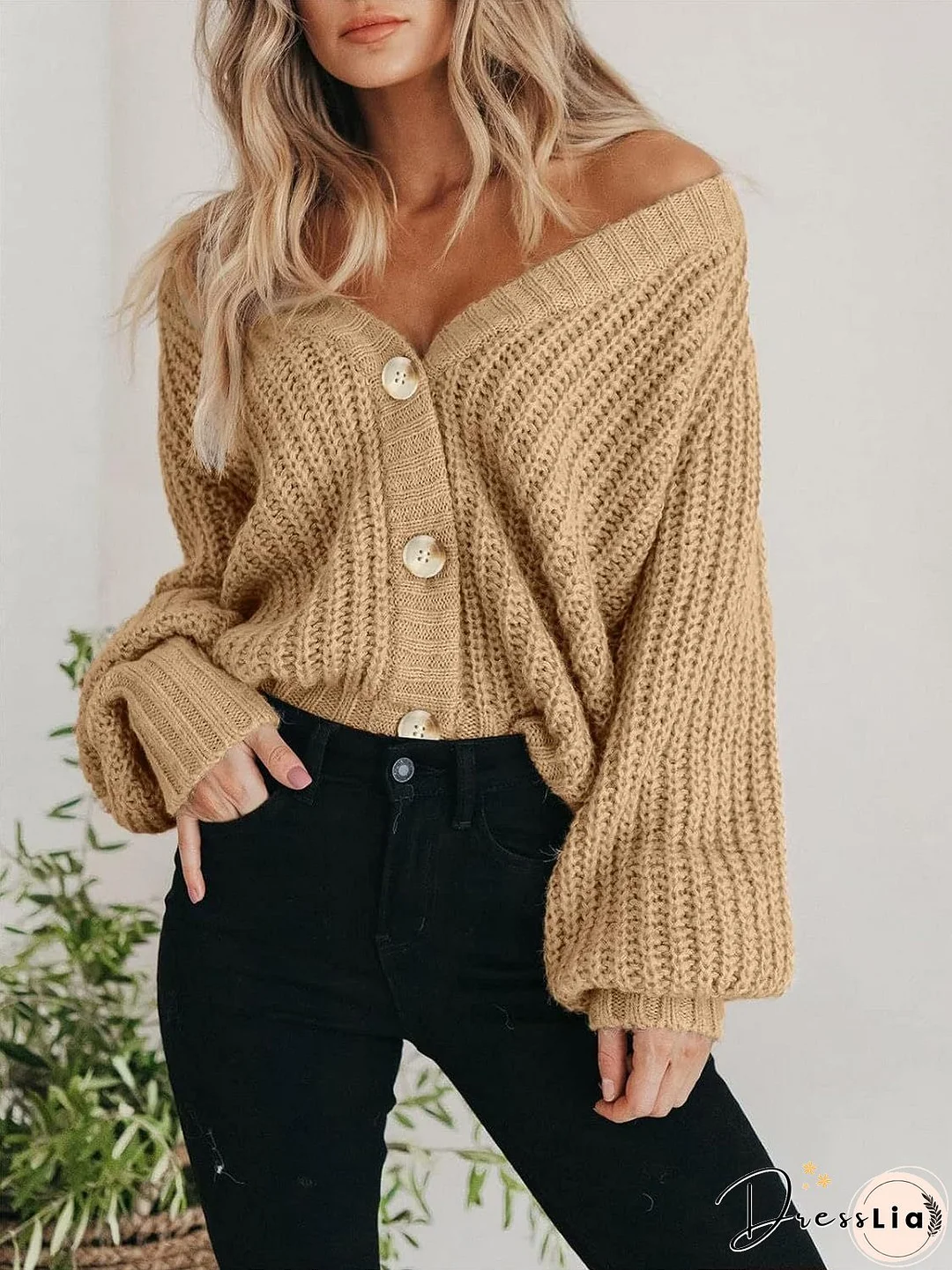 Casual and Fashionable winter garment