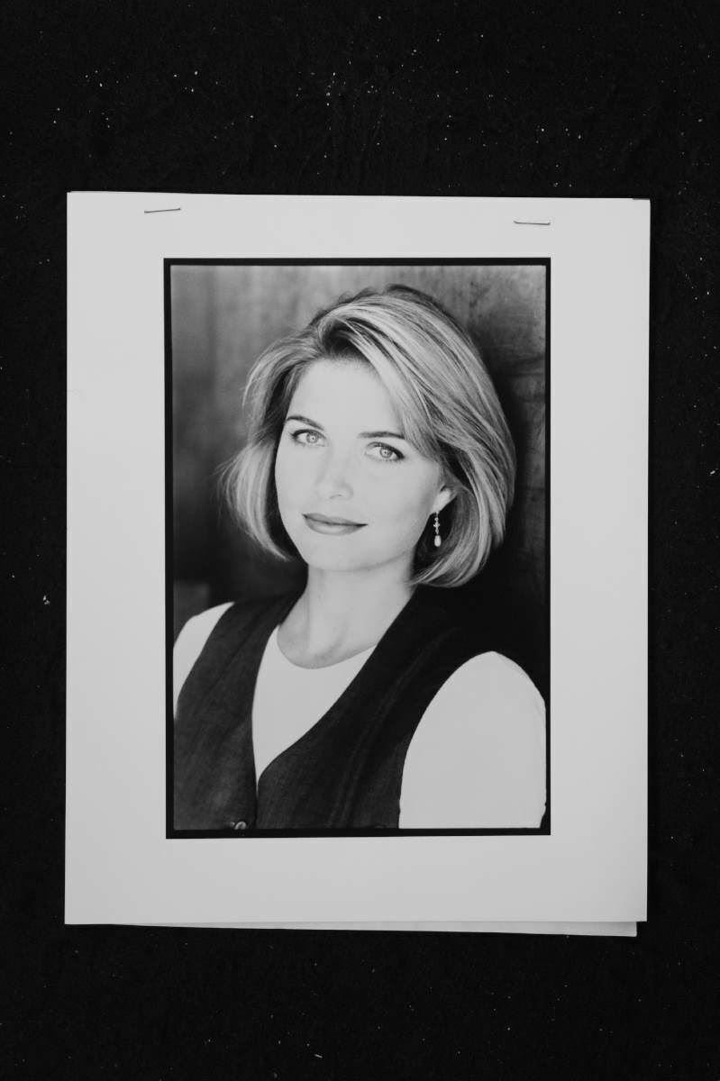 Wendy Kilbourne - 8x10 Headshot Photo Poster painting w/ Resume - North & South