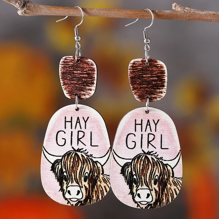 Utbros Highland Cow Acrylic Earrings