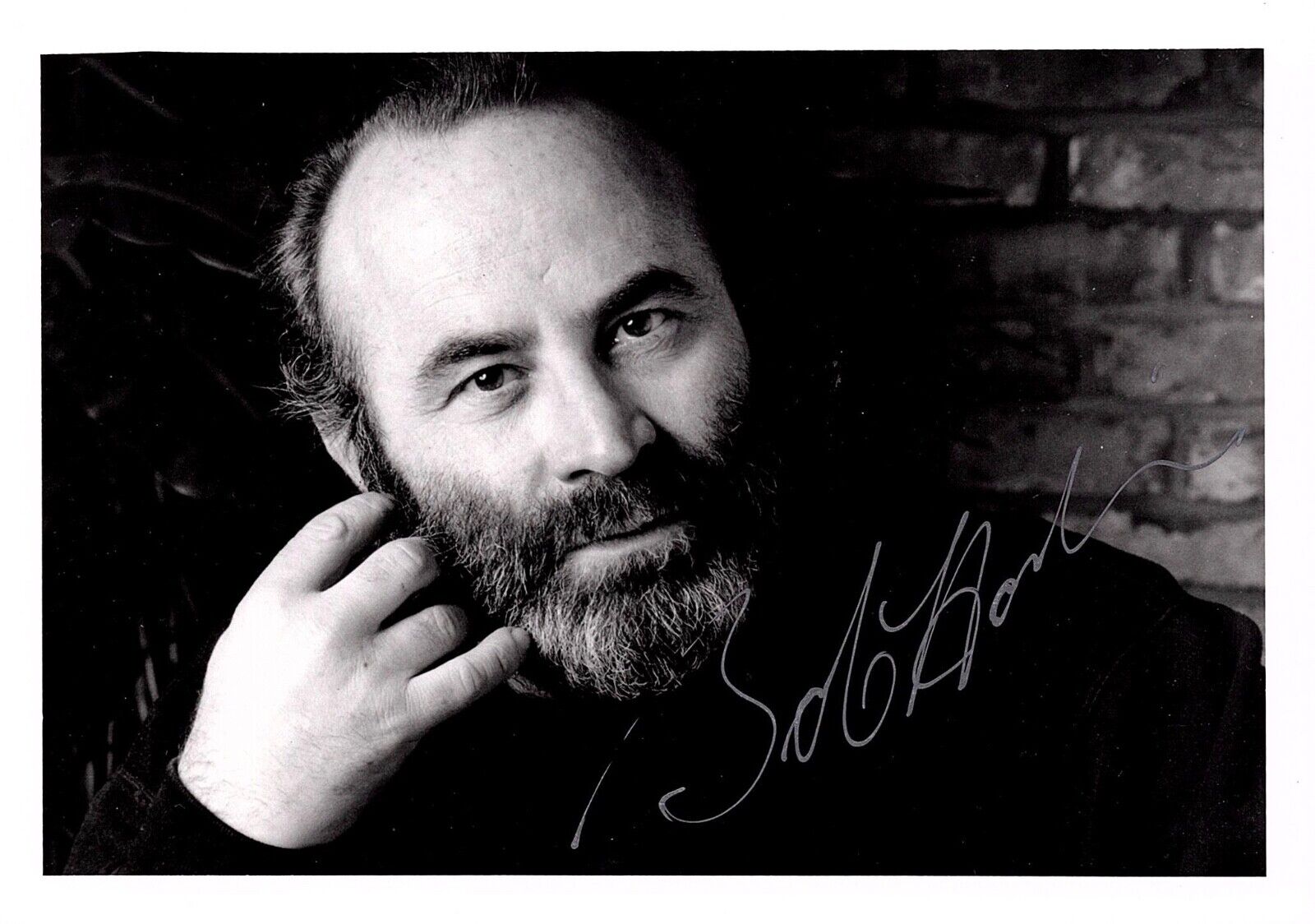 BOB HOSKINS AUTOGRAPHED Hand SIGNED 5x7 Photo Poster painting w/COA Mona Lisa The Street