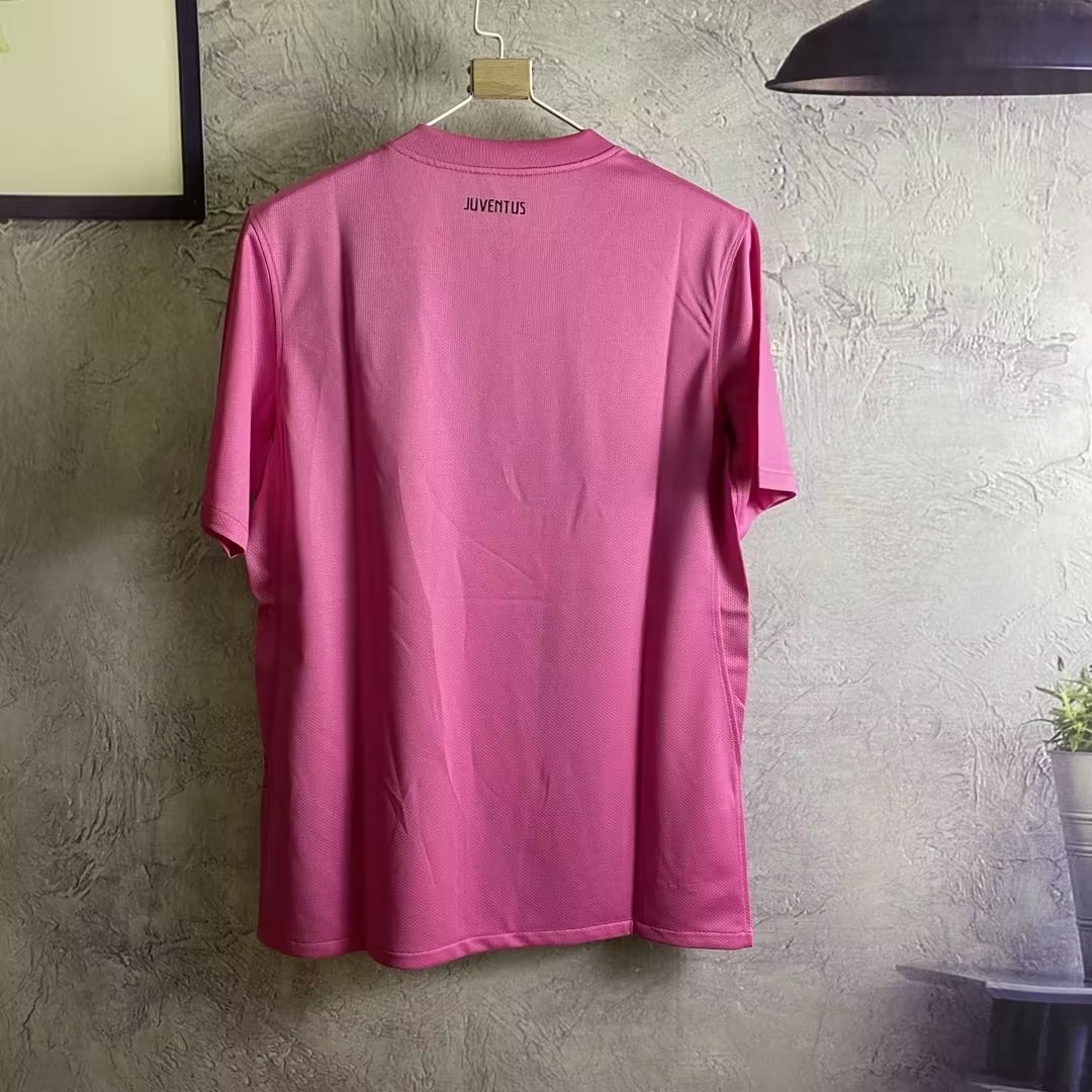 Retro Juventus 2011/2012 Home Football Shirt Thai Quality