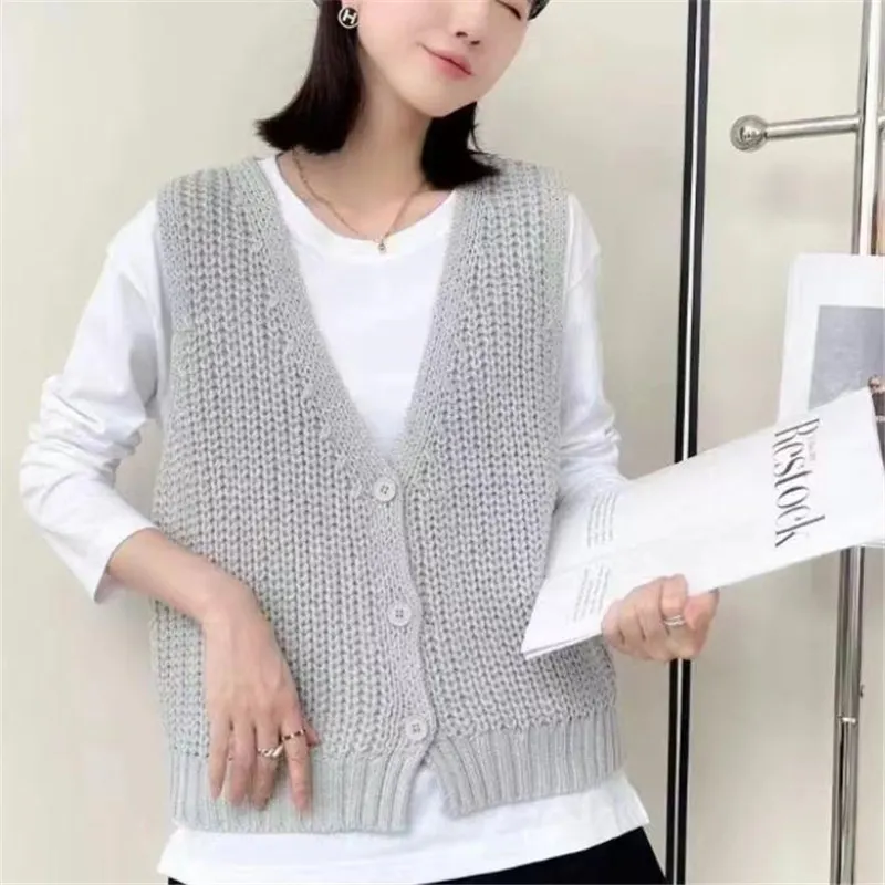 Churchf Churchf Spring 2024 New Solid Color Knit Vest Vest Jacket Loose Versatile Sleeveless Cardigan Sweater Vest Female