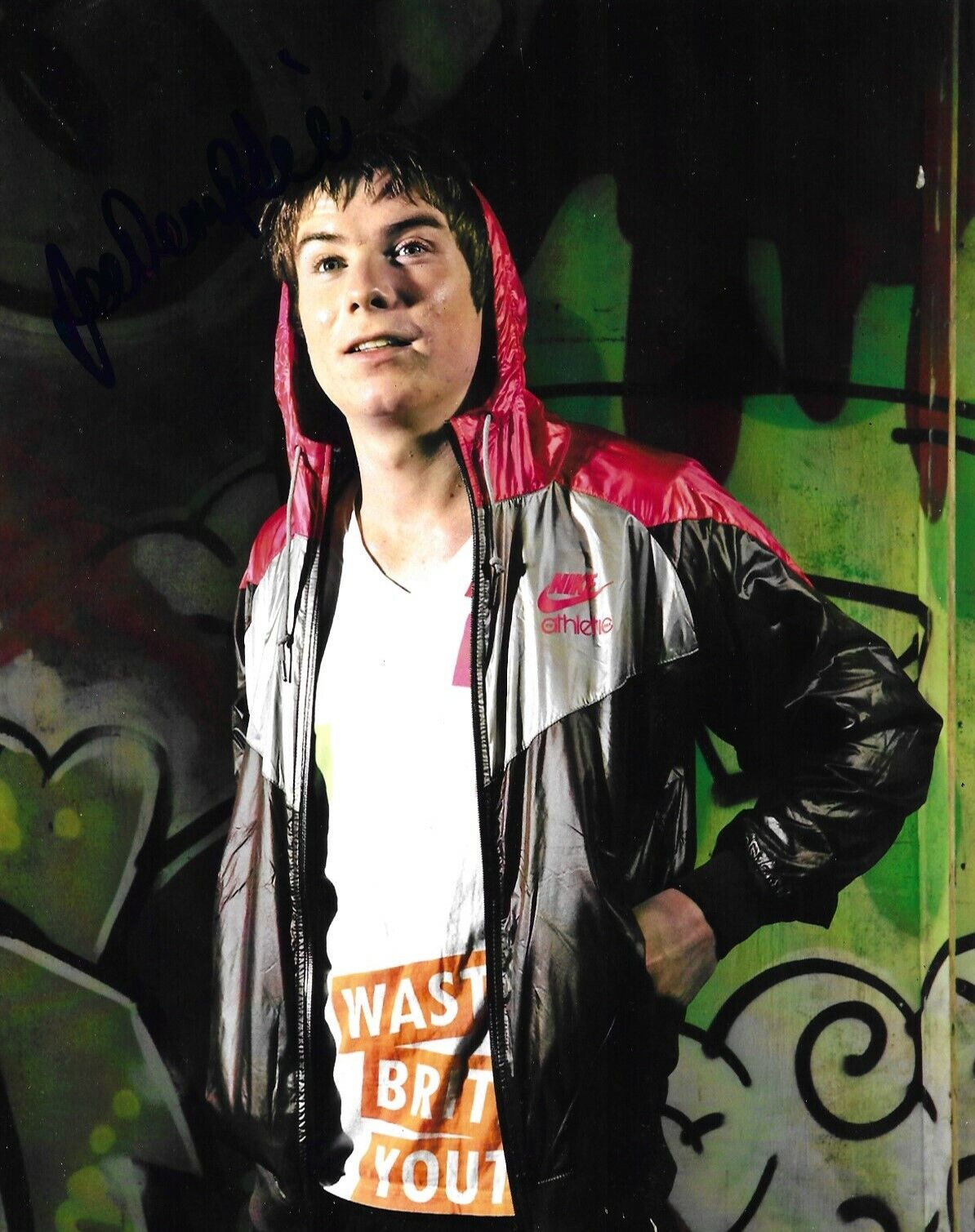 Joe Dempsie Signed Skins 10x8 Photo Poster painting AFTAL