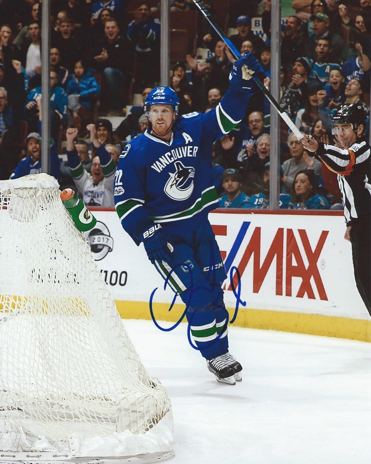 Daniel Sedin Signed 8×10 Photo Poster painting Vancouver Canucks Autographed COA K