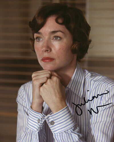 Julianne Nicholson signed autograph Photo Poster painting 8x10 inch COA in Person