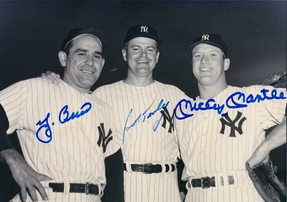 Mickey Mantle / Yogi Berra 8x10 SIGNED Photo Poster painting AUTOGRAPHED ( Yankees HOF ) REPRINT