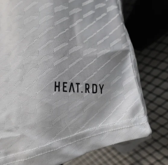 24/25 Real Madrid Y3 White Player Version Football T-Shirt Thai Quality