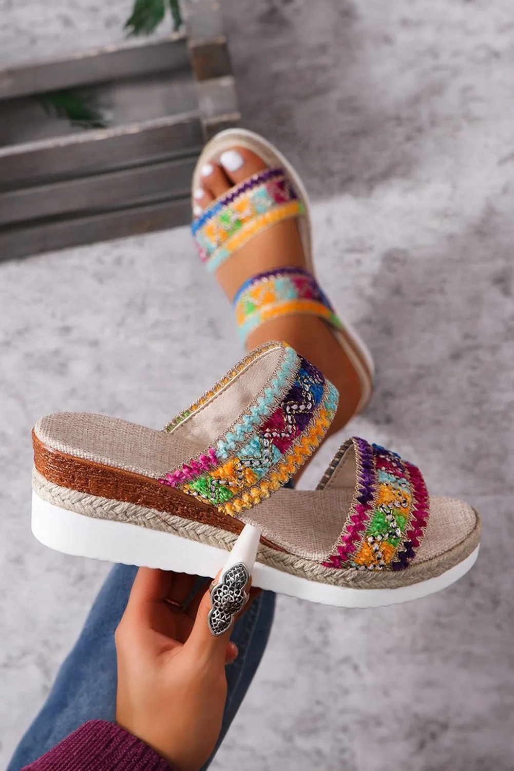 Casual and breathable orthopedic Wedge