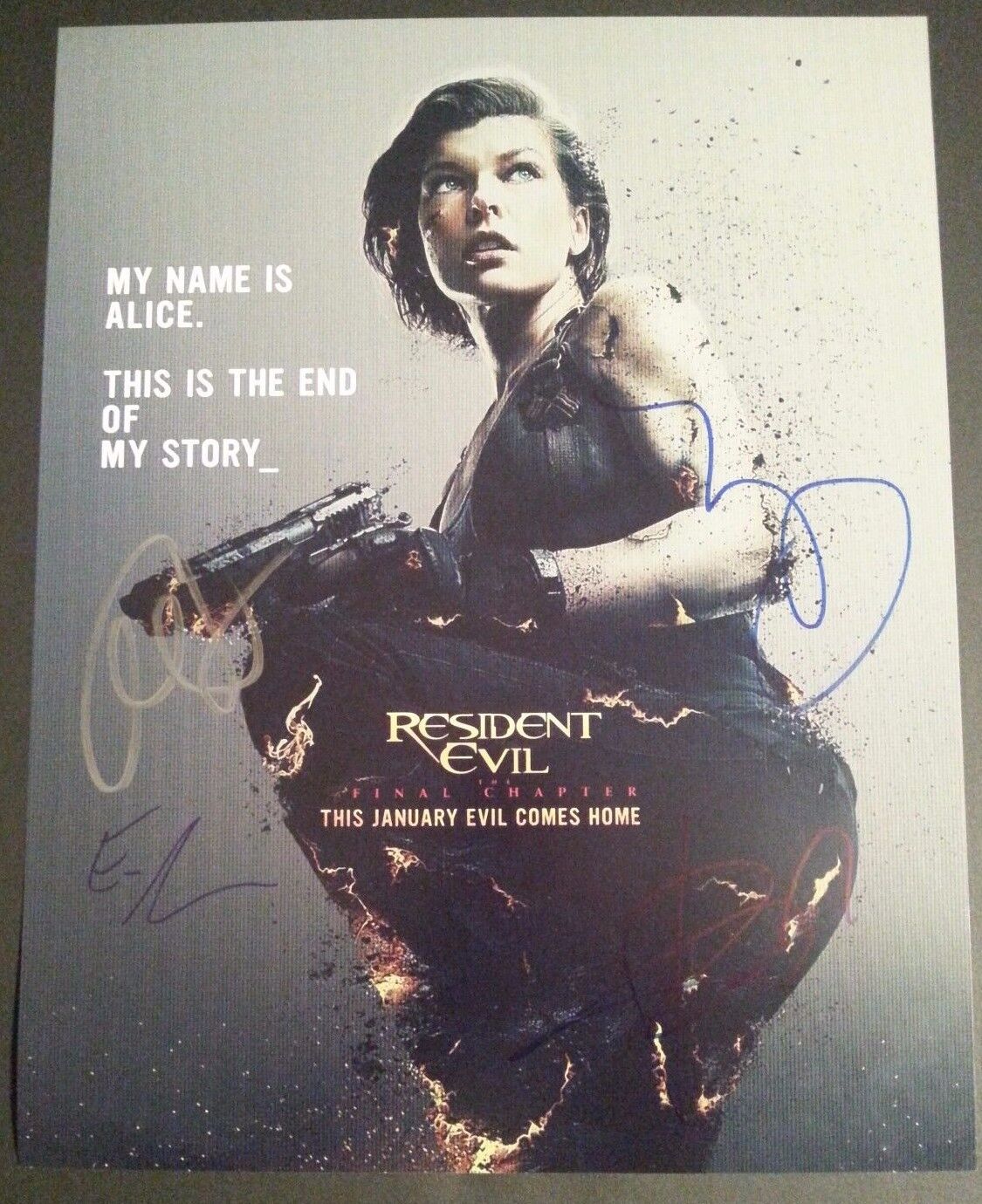 RESIDENT EVIL FINAL CHAPTER x4 Authentic Hand-Signed MILLA JOVOVICH 11x14 Photo Poster painting