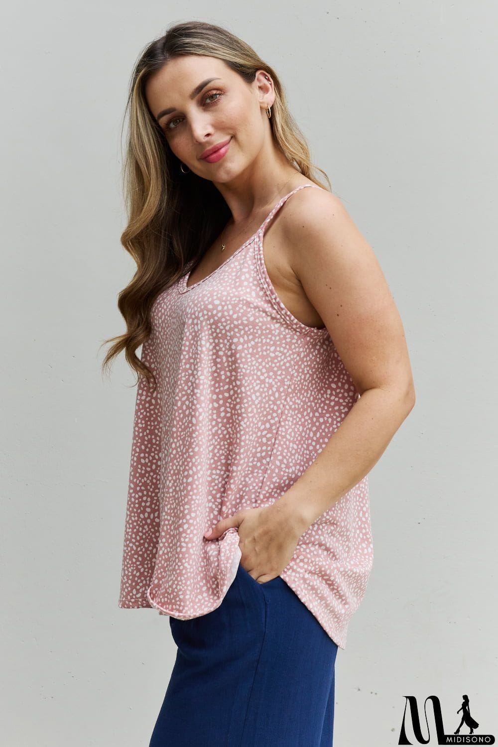 MidiSono - HOPELY High Love Spaghetting Strap V-Neck Top