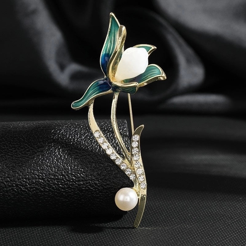 Fashion Pin Flower Alloy Plating Inlay Artificial Gemstones Pearl Women’S Brooches