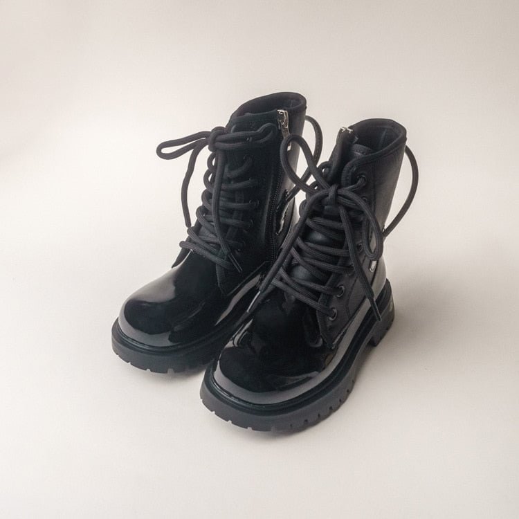  Girls Fashion Boots Autumn Kids Patent Black Short Chelsea Boots Children Shoes Brand Lace up Soft Thick Sole Platform