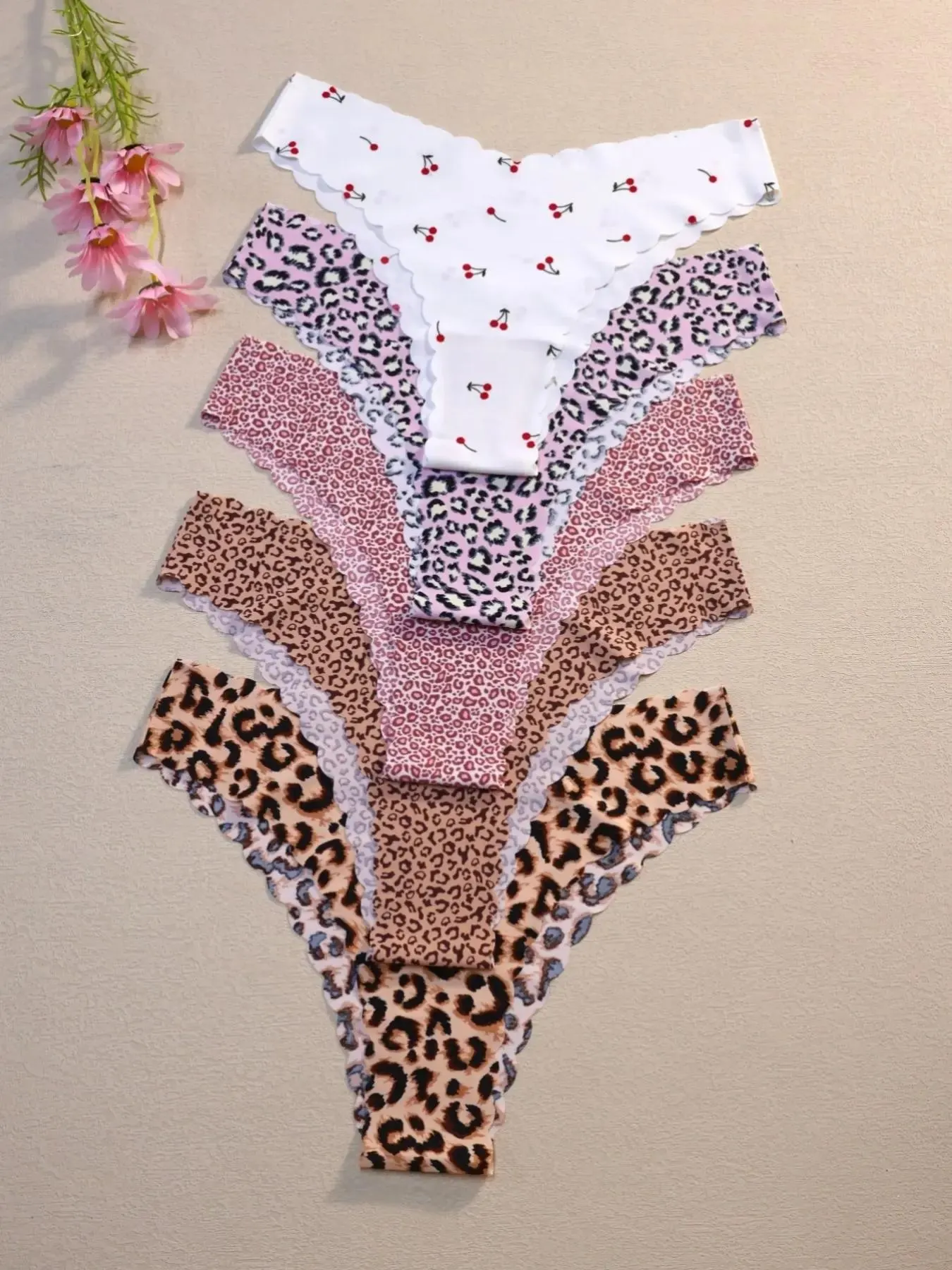 Women's Leopard Print Triangle Briefs, Fashion Breathable Underwear, Seamless Comfortable Breathable Underwear, Bohemian Style, All Seasons, Fitted Casual, Breathable Seamless Panties, Leopard Print Panty Women's Leopard Print Triangle Briefs, Fashion Breathable Underwear, Seamless Comfortable Breathable Underwear, Bohemian Style, All Seasons, Fitted Casual, Breathable Seamless Panties, Leopard Print Panty