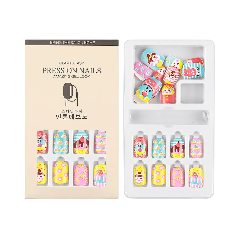 24Pcs/Set Press on Children Candy False Nail Tips Cartoon Full Cover Kid Pink Fake Nail Art for Little Girls Manicure Tool