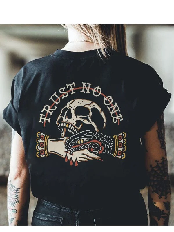 Gothic Dark Skull Hands Letter Printed Crew Neck Short Sleeve T-shirt