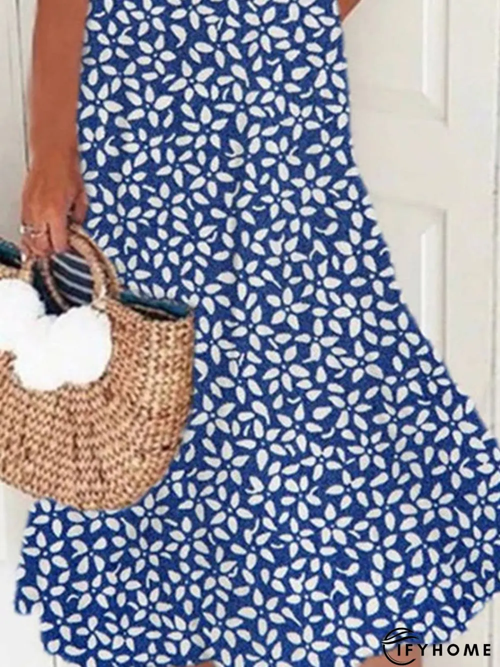 V Neck Fit Casual Star Midi Dress | IFYHOME