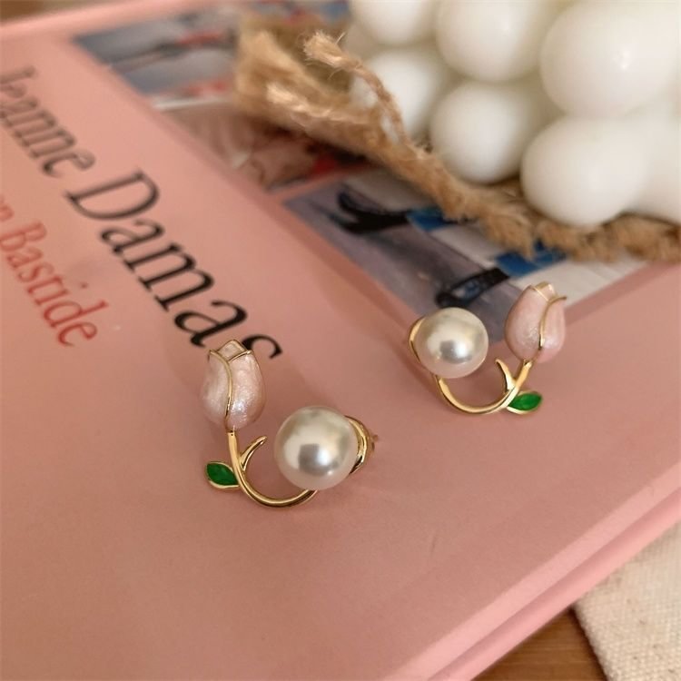 Pink Tulip Pearl Earrings