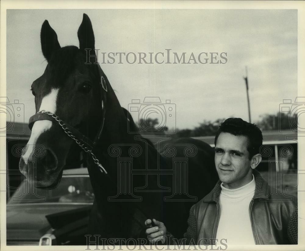 Press Photo Poster painting Racehorse Battleneck and Its Jockey Robert Delgado - nop24003