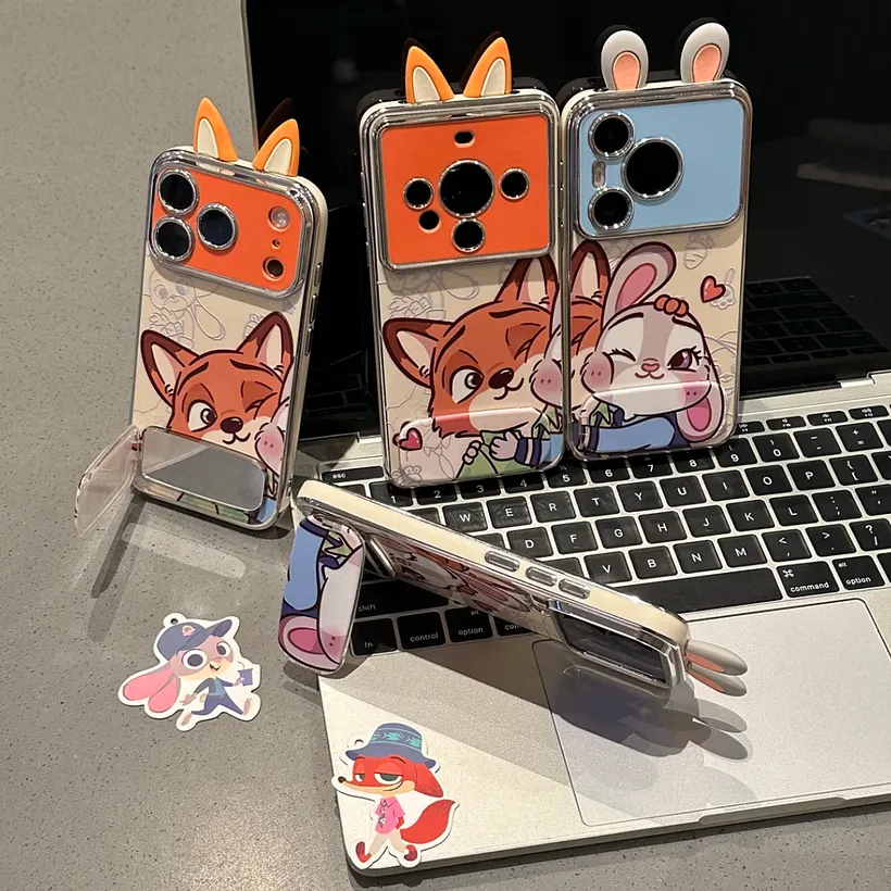ズートピア ジュディとニック 耳形デザインスタンド付き iPhone 17 Pro