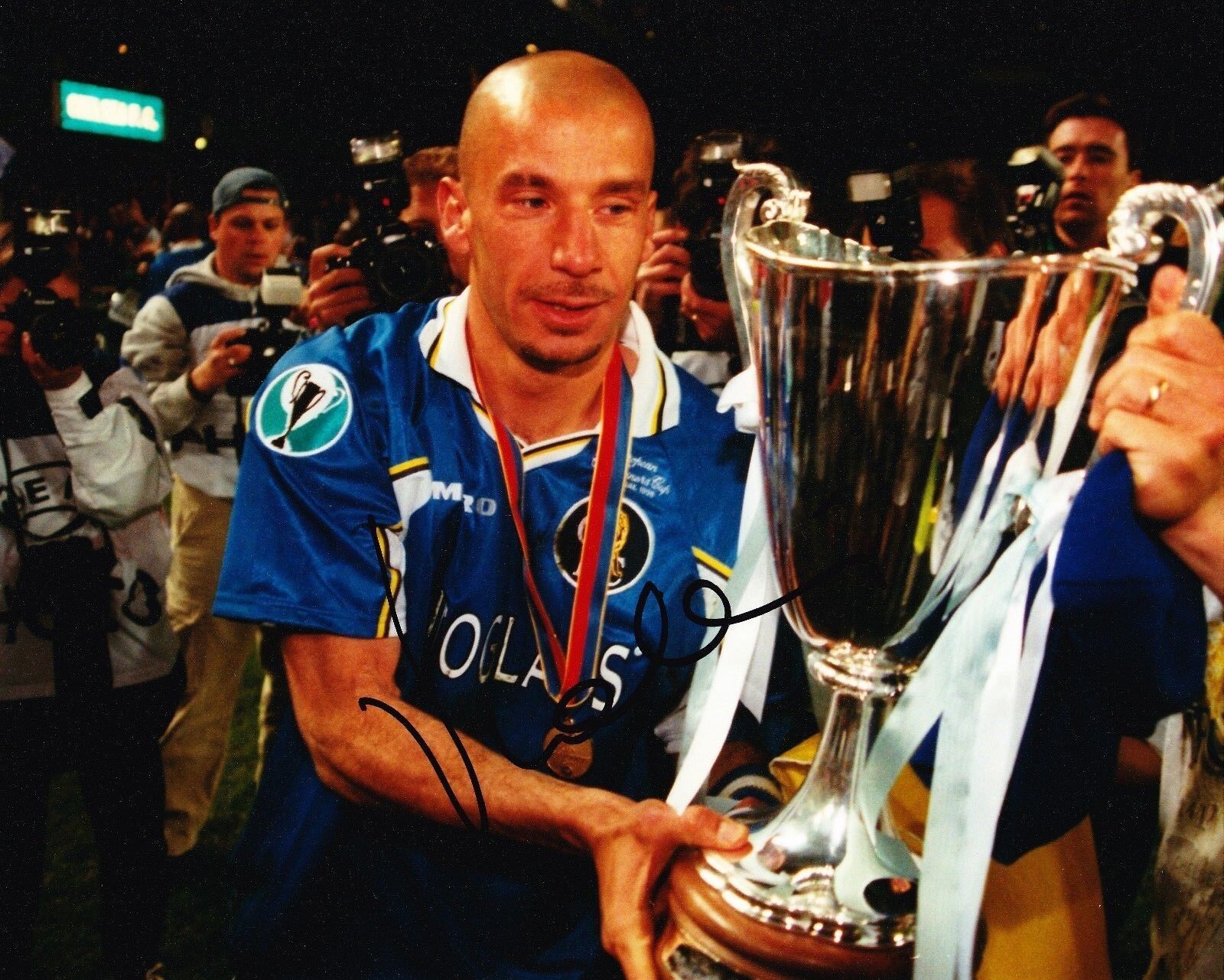 Gianluca Vialli Signed 10X8 Chelsea FC Photo Poster painting AFTAL COA (1160)