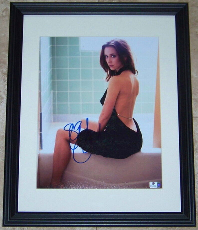 SALE! Jennifer Love Hewitt Signed Autographed 11x14 Photo Poster painting Global GA GAI COA!