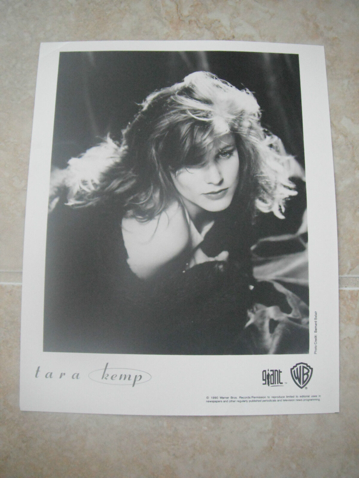 Tara Kemp B&W 8x10 Promo Photo Poster painting Picture