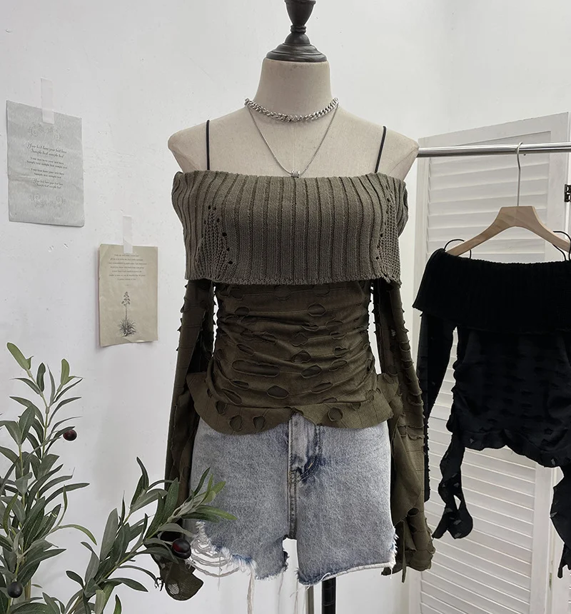 Uveng Real Shooting Of Waste Soil Wind Word Leakage Collar Collar Collar To Make Old Hole Sling Knitted Shirt With Short Sweater 1113