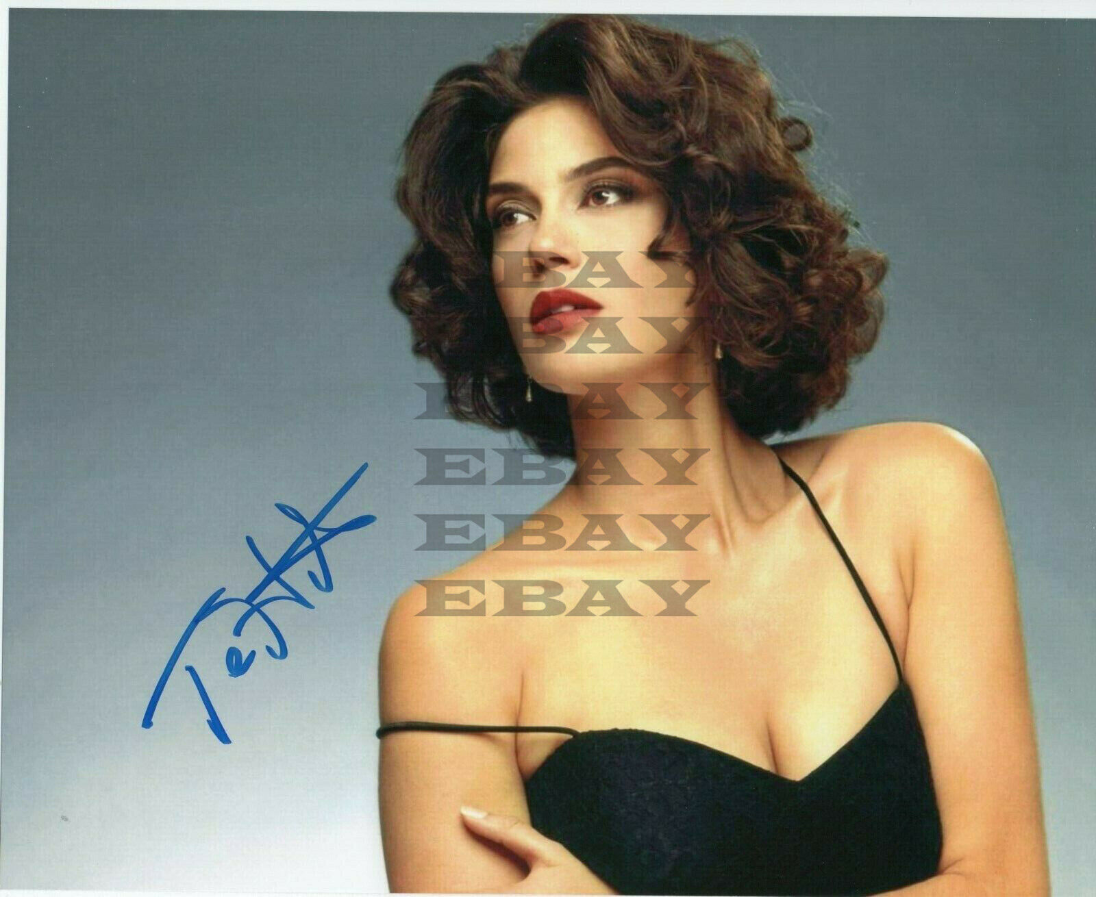 Teri Hatcher Autographed Signed 8x10 Photo Poster painting Rep