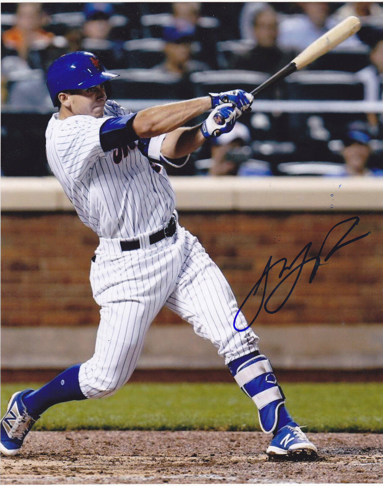 T.J. RIVERA NEW YORK METS ACTION SIGNED 8x10